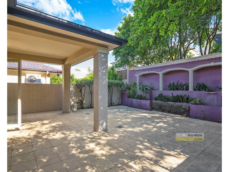 99 Barlow Street, Clayfield QLD 4011