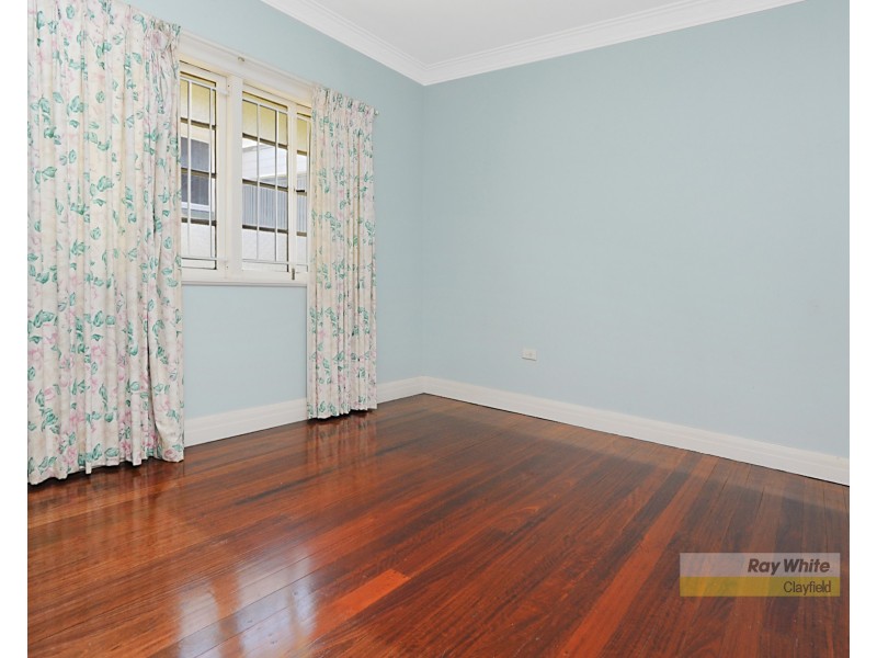 22 Barker Street, Wavell Heights QLD 4012