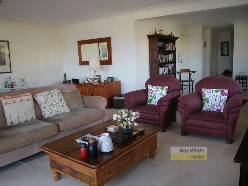 8/24a Crescent Road, Hamilton QLD 4007