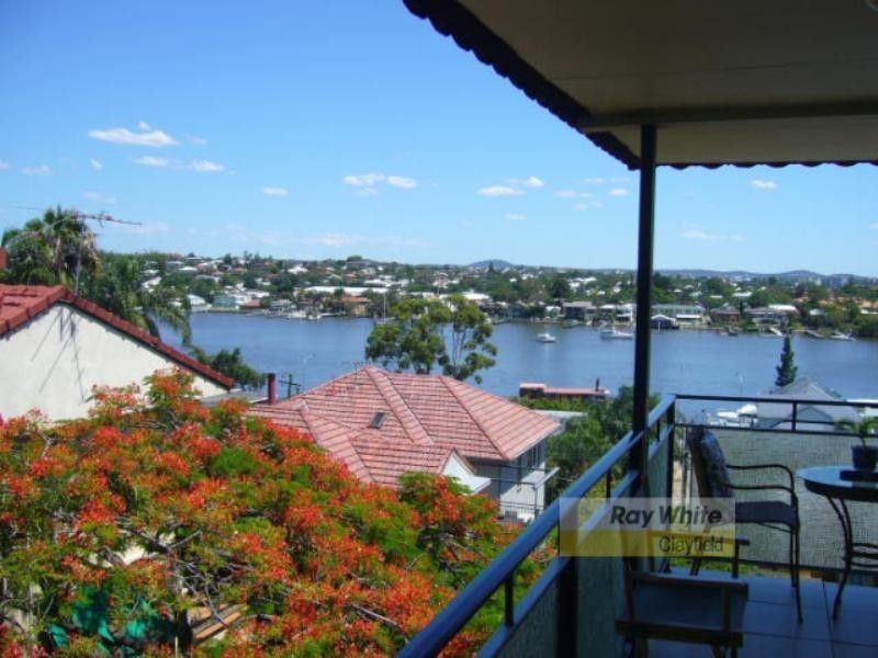 8/24a Crescent Road, Hamilton QLD 4007