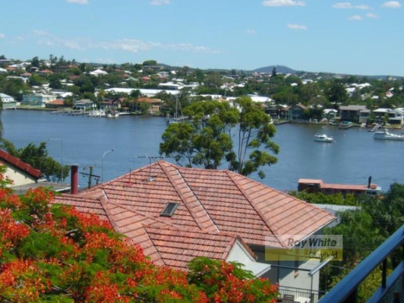 8/24a Crescent Road, Hamilton QLD 4007