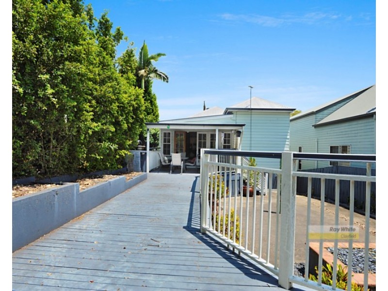 34 Lewis Street, Clayfield QLD 4011