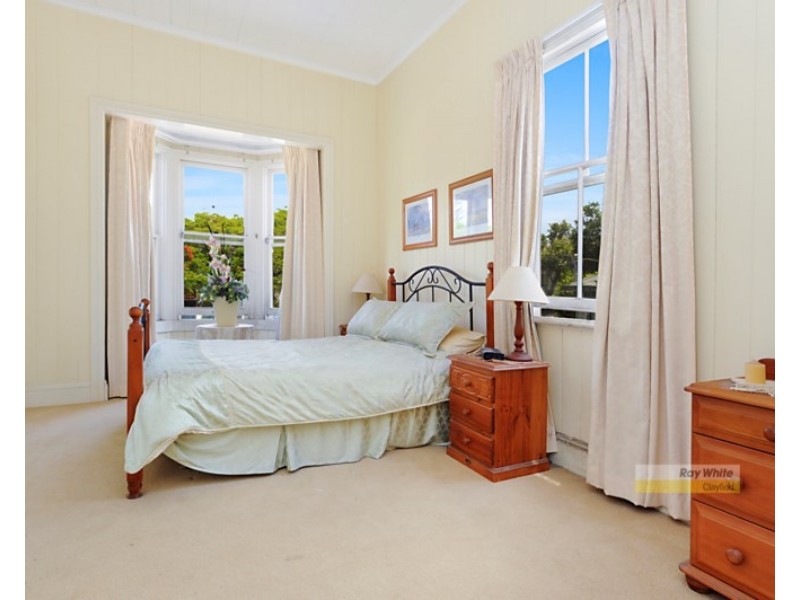 34 Lewis Street, Clayfield QLD 4011