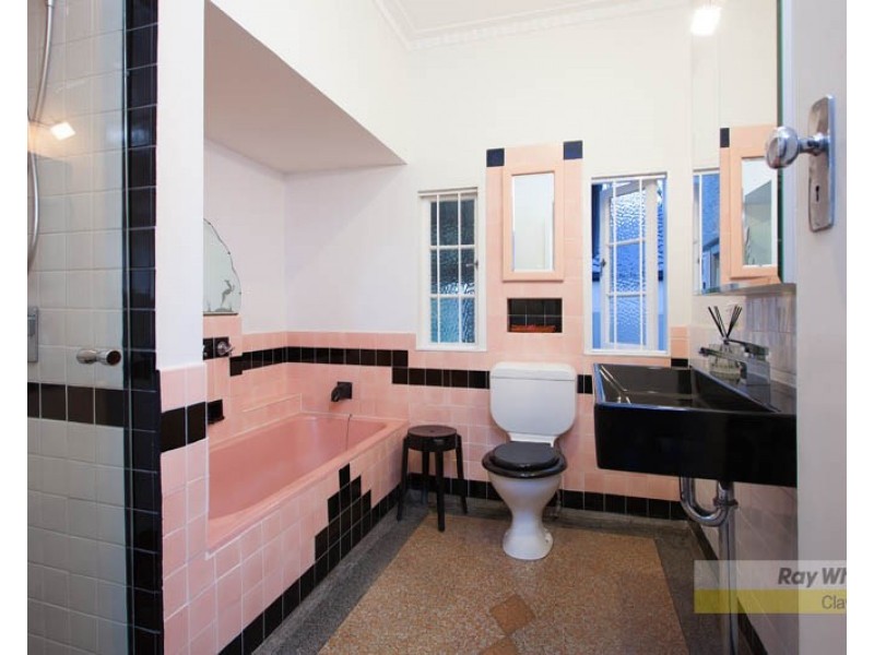 50 Sefton Road, Hendra QLD 4011