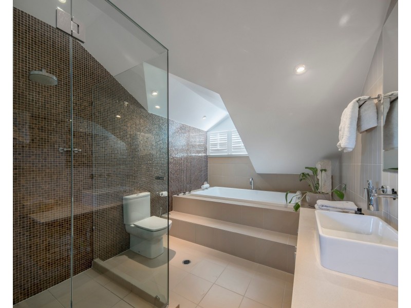 411 Brisbane Corso, Yeronga QLD 4104