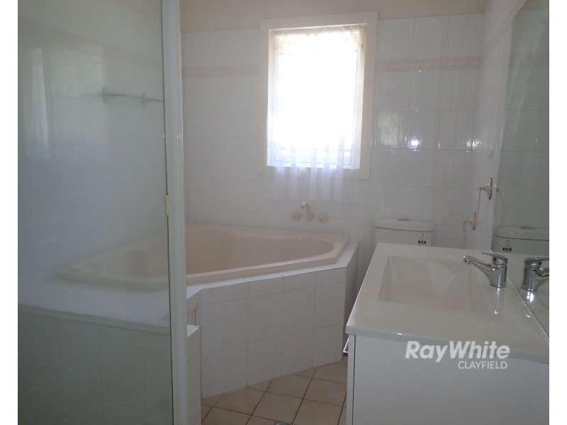 370 Rode Road, Chermside QLD 4032