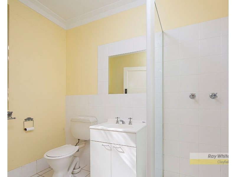 4/27 Windermere Road, Hamilton QLD 4007