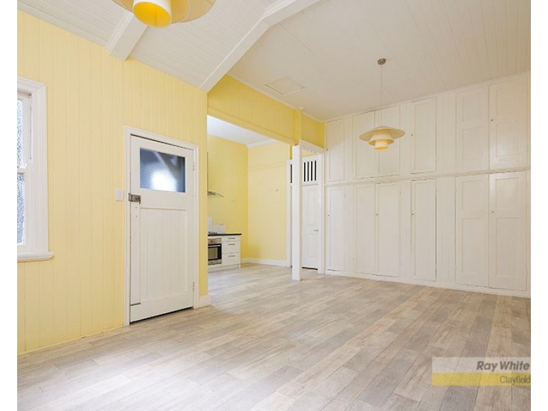 2/27 Windermere Road, Hamilton QLD 4007