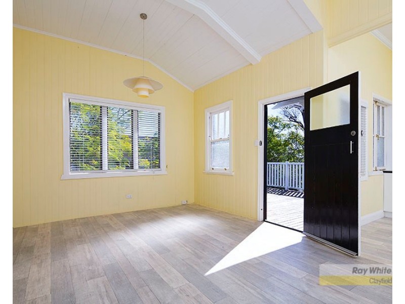 2/27 Windermere Road, Hamilton QLD 4007