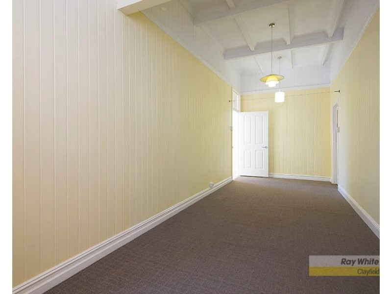 2/27 Windermere Road, Hamilton QLD 4007