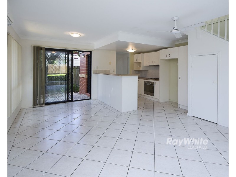 1/23 Emerald Street, Kedron QLD 4031