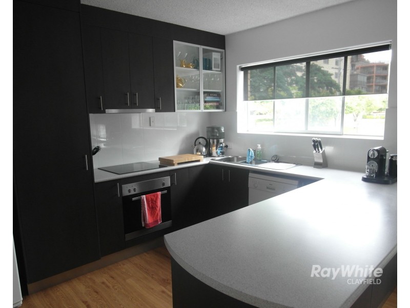 1/1 Adelaide Street, Clayfield QLD 4011