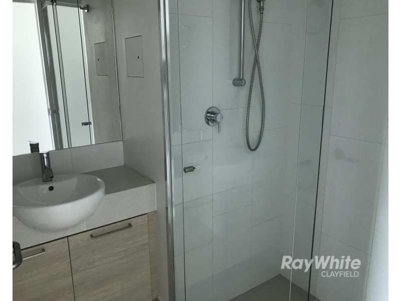 20403/8 Harbour Road, Hamilton QLD 4007