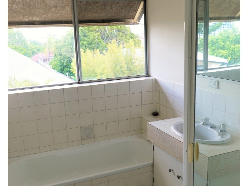 6/8 Bonney Avenue, Clayfield QLD 4011