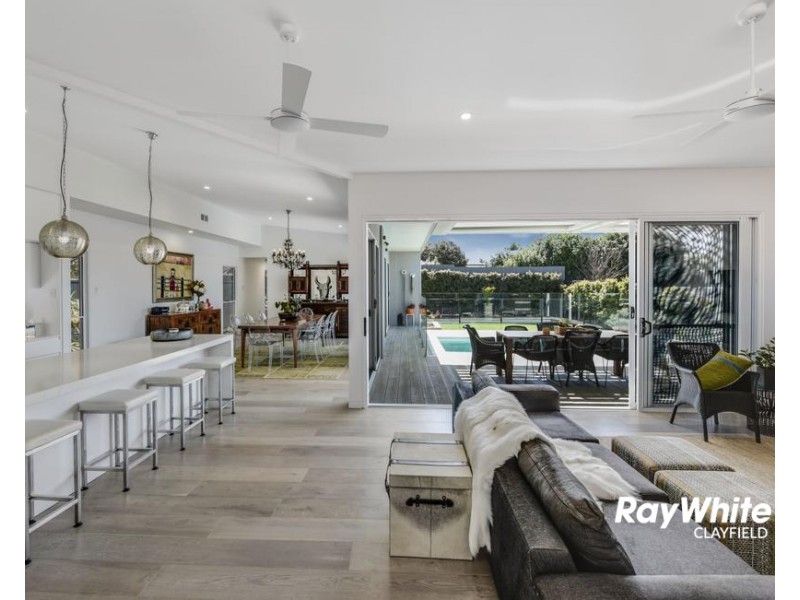 52 Bowley Street, Hendra QLD 4011