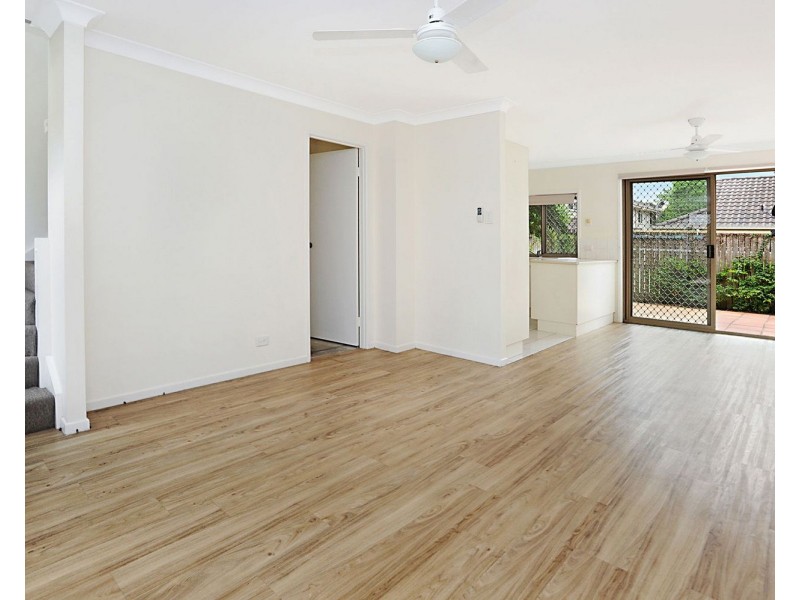 2/121 Allen Street, Hamilton QLD 4007