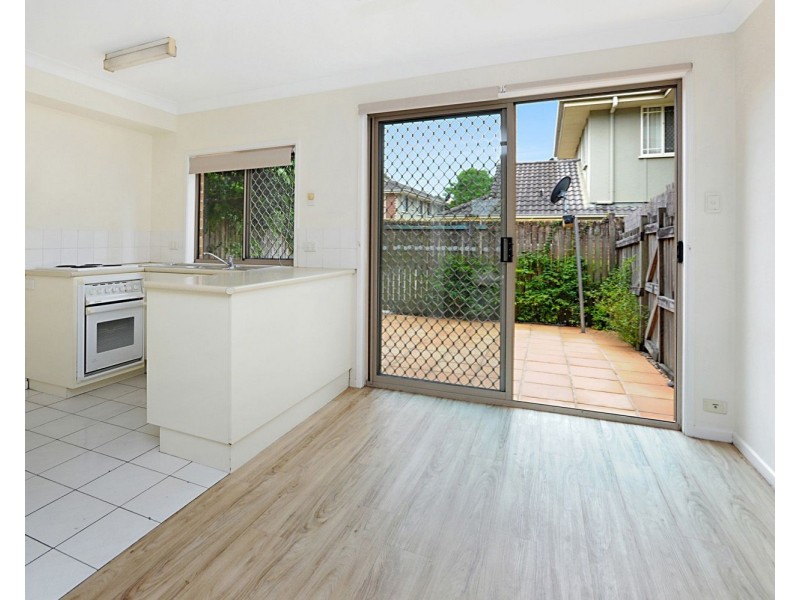 2/121 Allen Street, Hamilton QLD 4007