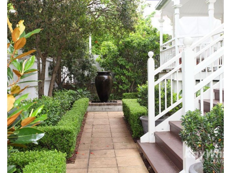 10 Beatrice Terrace, Ascot QLD 4007