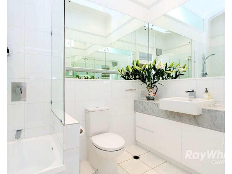 10 Beatrice Terrace, Ascot QLD 4007