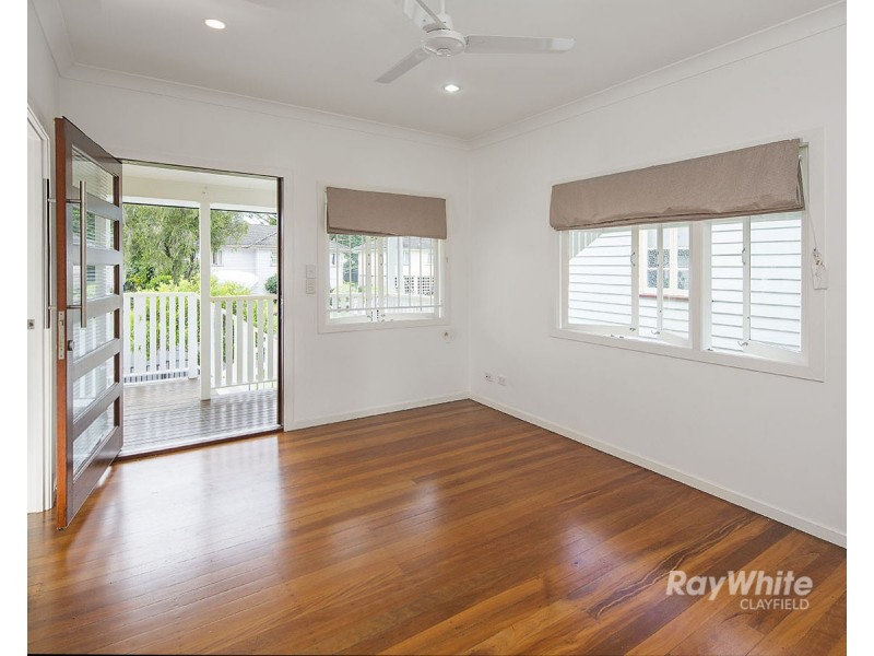 142 Pateena Street, Stafford QLD 4053