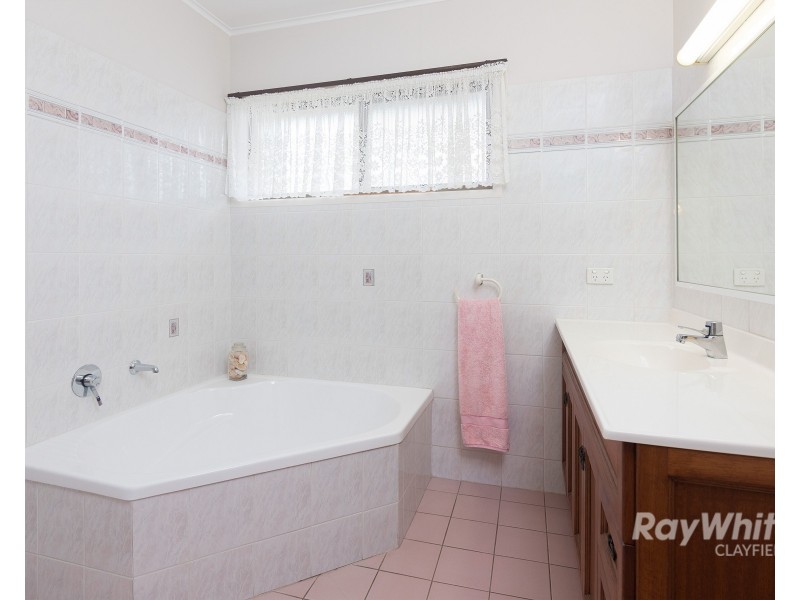 19 Highcrest Avenue, Wavell Heights QLD 4012