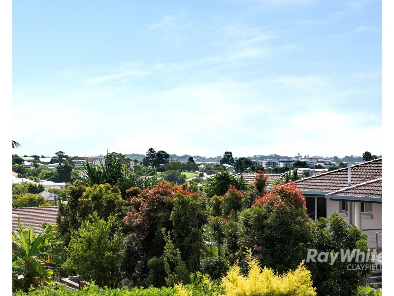 19 Highcrest Avenue, Wavell Heights QLD 4012