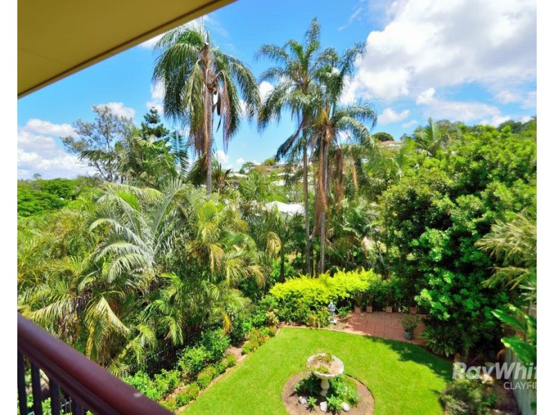 40 Joynt Street, Hamilton QLD 4007