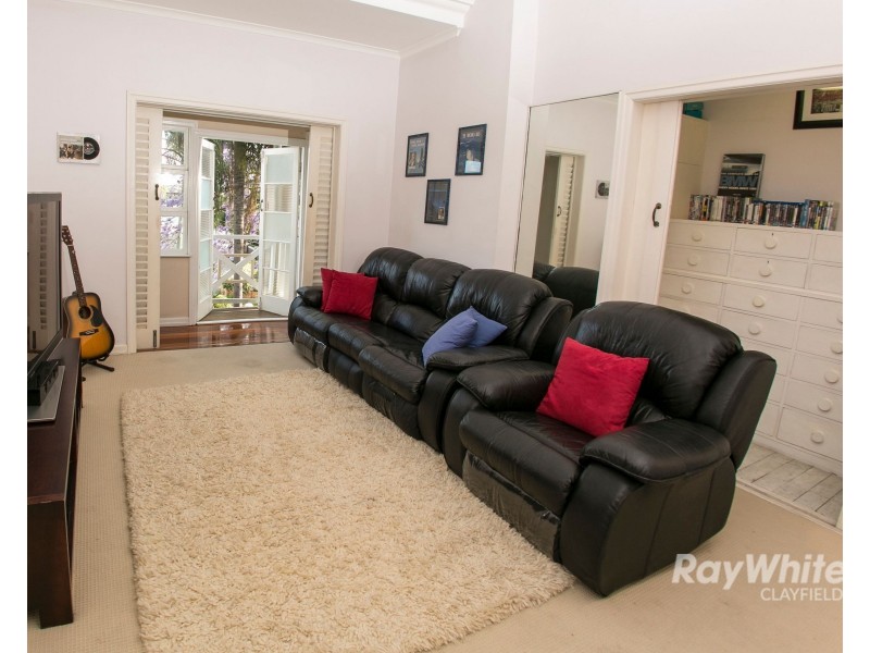 22 Crescent Road, Hamilton QLD 4007