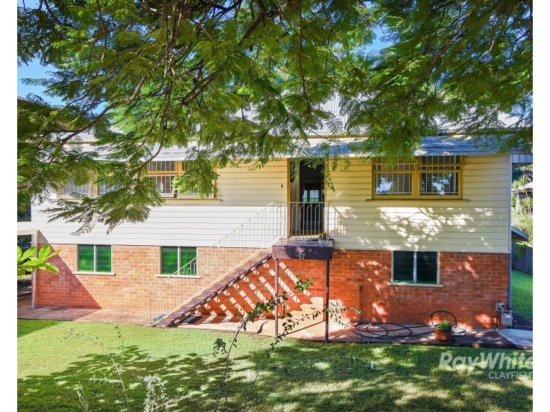 57 Stuckey Road, Clayfield QLD 4011