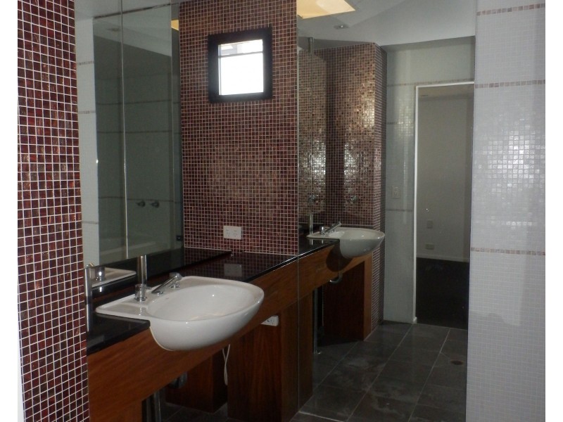 69 Barlow Street, Clayfield QLD 4011