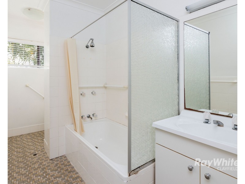 4/10 Wellington Street, Clayfield QLD 4011