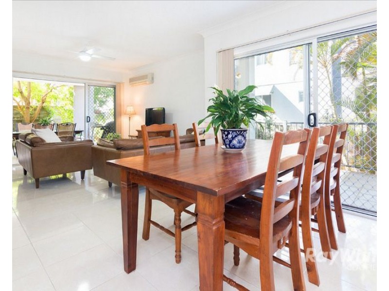 2/48 Hows Road, Nundah QLD 4012