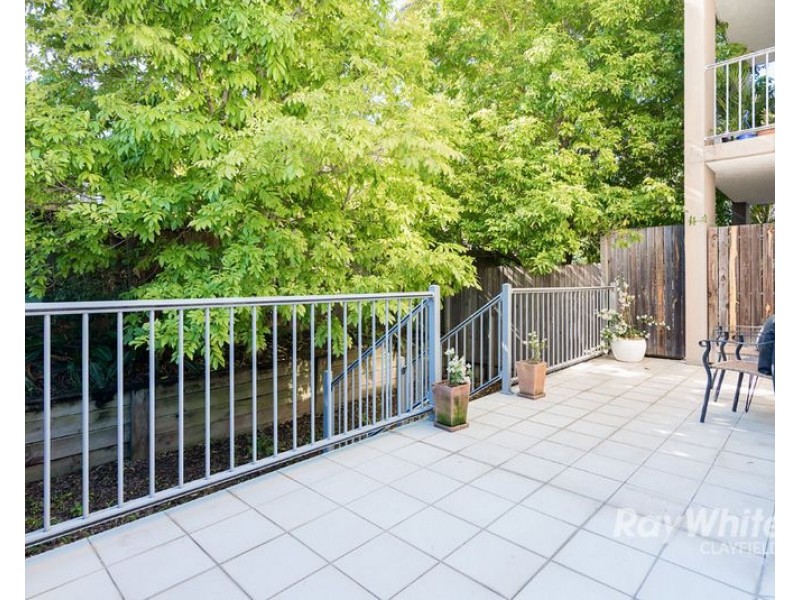 2/48 Hows Road, Nundah QLD 4012