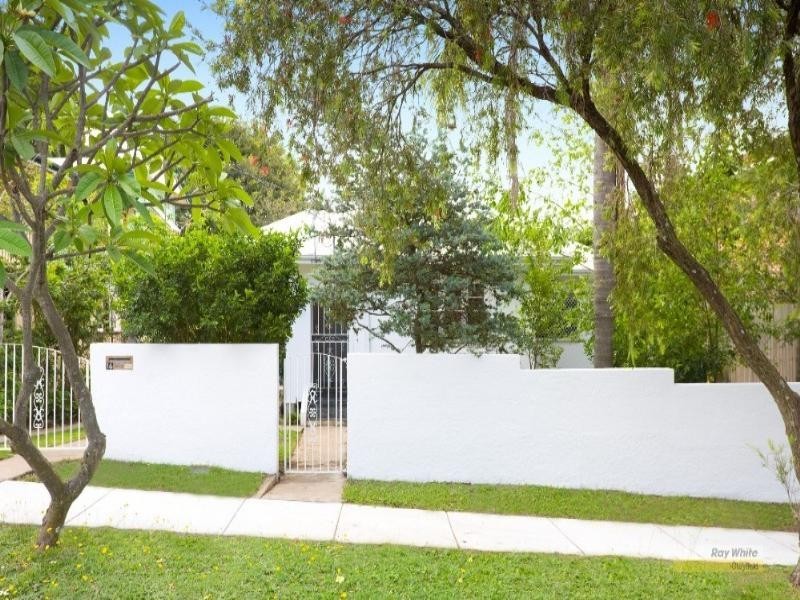 16 Kedron Street, Wooloowin QLD 4030