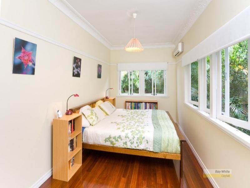 16 Kedron Street, Wooloowin QLD 4030