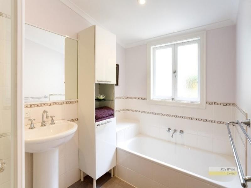 16 Kedron Street, Wooloowin QLD 4030