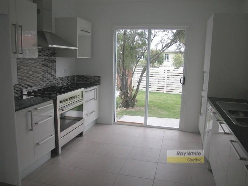 77 Oates Parade, Northgate QLD 4013