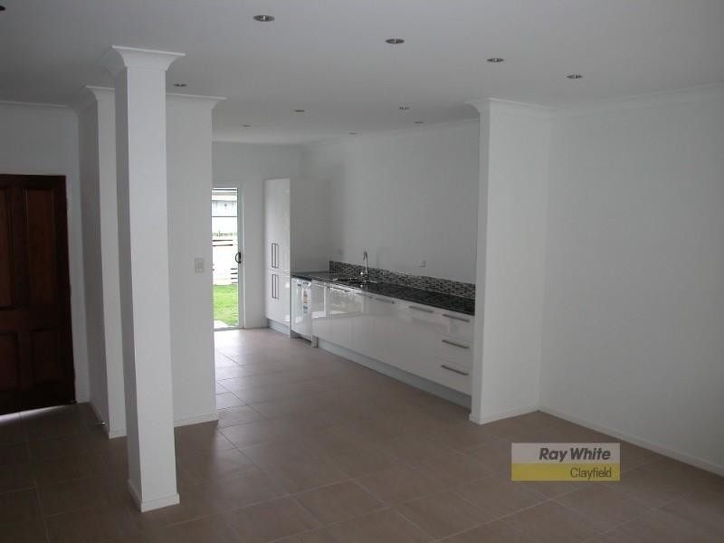 77 Oates Parade, Northgate QLD 4013