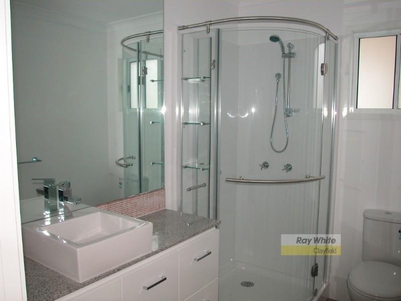 77 Oates Parade, Northgate QLD 4013