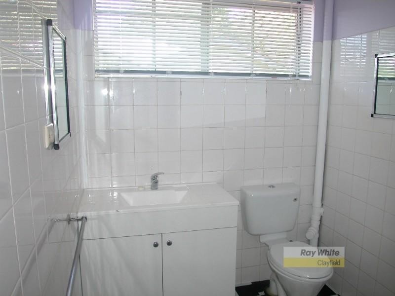 77 Oates Parade, Northgate QLD 4013