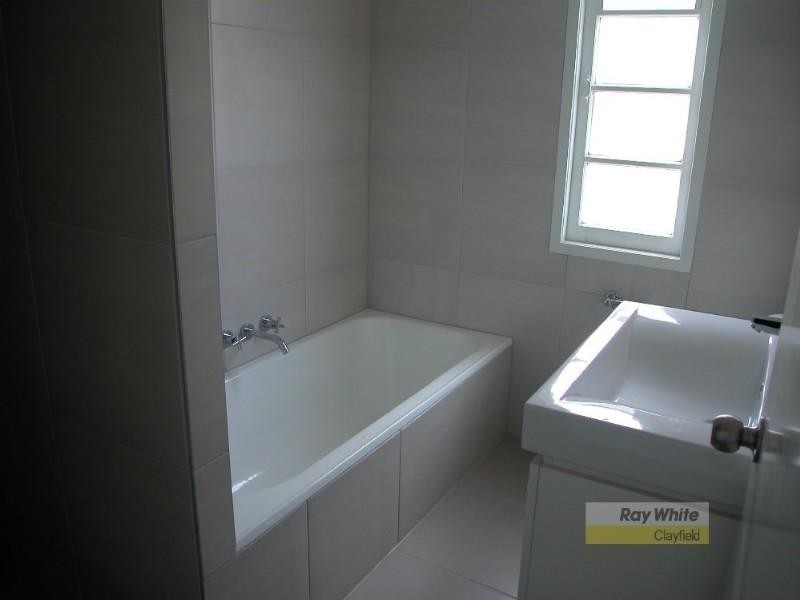 77 Oates Parade, Northgate QLD 4013