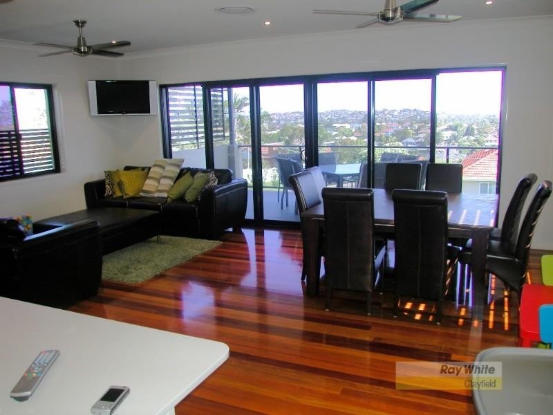 35 Westwood Street, Wavell Heights QLD 4012