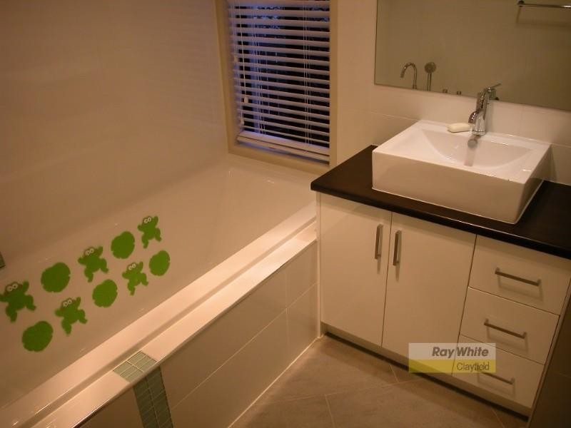 35 Westwood Street, Wavell Heights QLD 4012