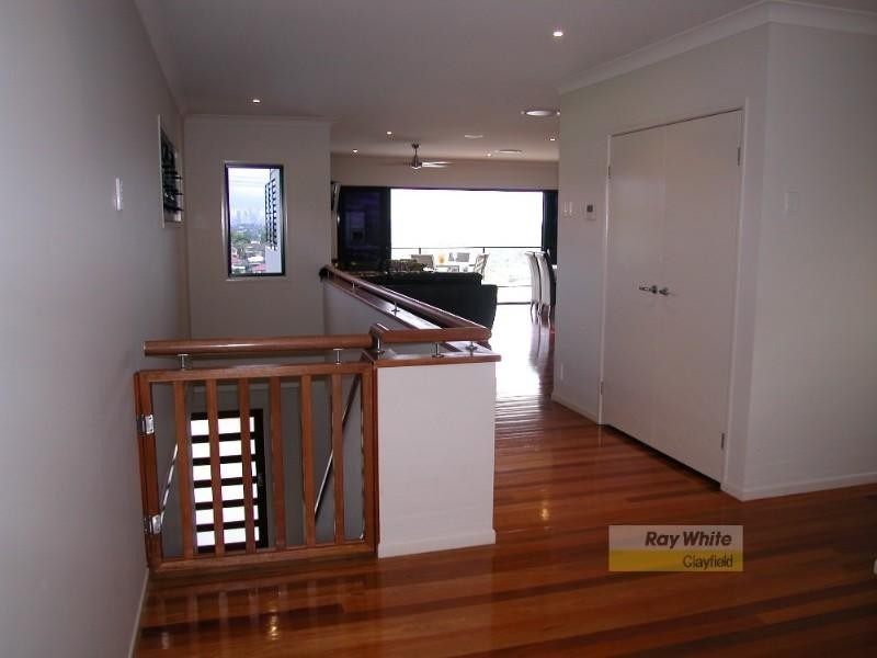 35 Westwood Street, Wavell Heights QLD 4012