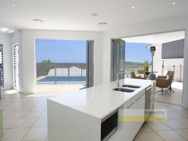 35 Tullylease Place, Chermside West QLD 4032