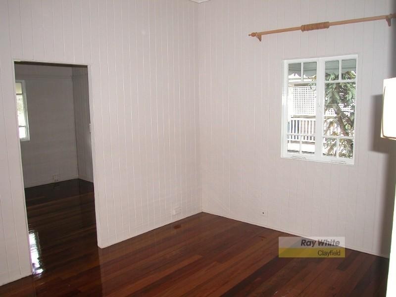 80 Bertha Street, Wooloowin QLD 4030