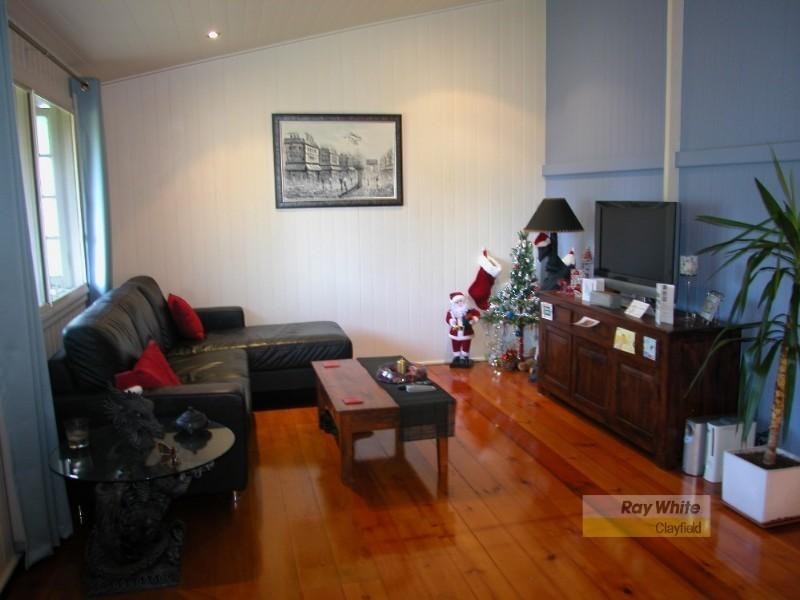 11 Ferguson Avenue, Northgate QLD 4013