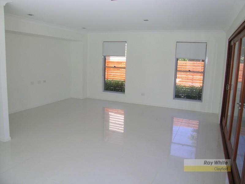 110 Mein Street, Hendra QLD 4011