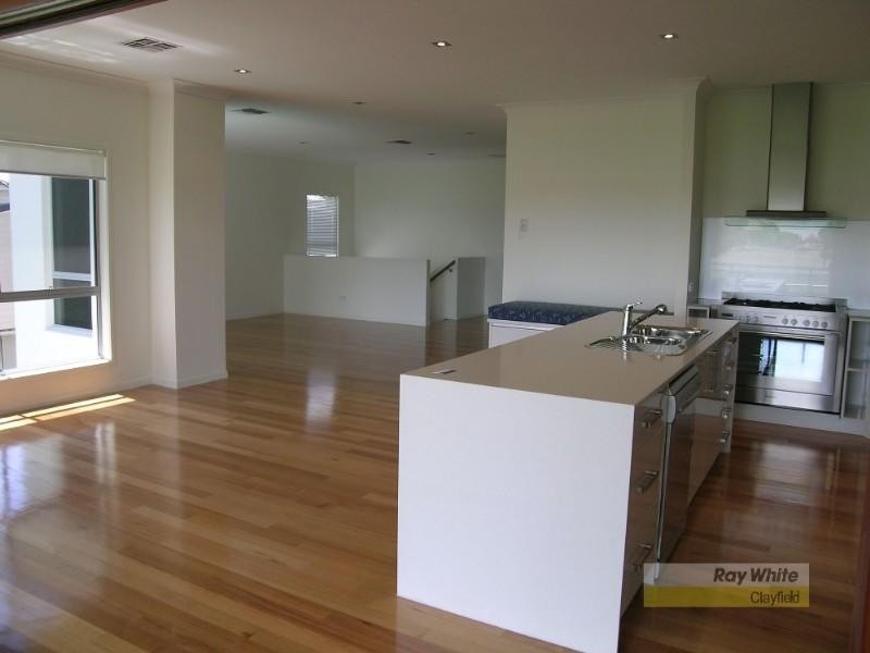 110 Mein Street, Hendra QLD 4011