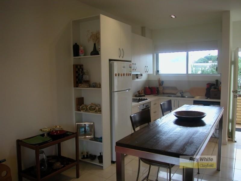 8/70 Liverpool Road, Clayfield QLD 4011